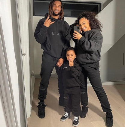 VIRAL HOODIE + FREE TRACKPANTS (TODAY ONLY)